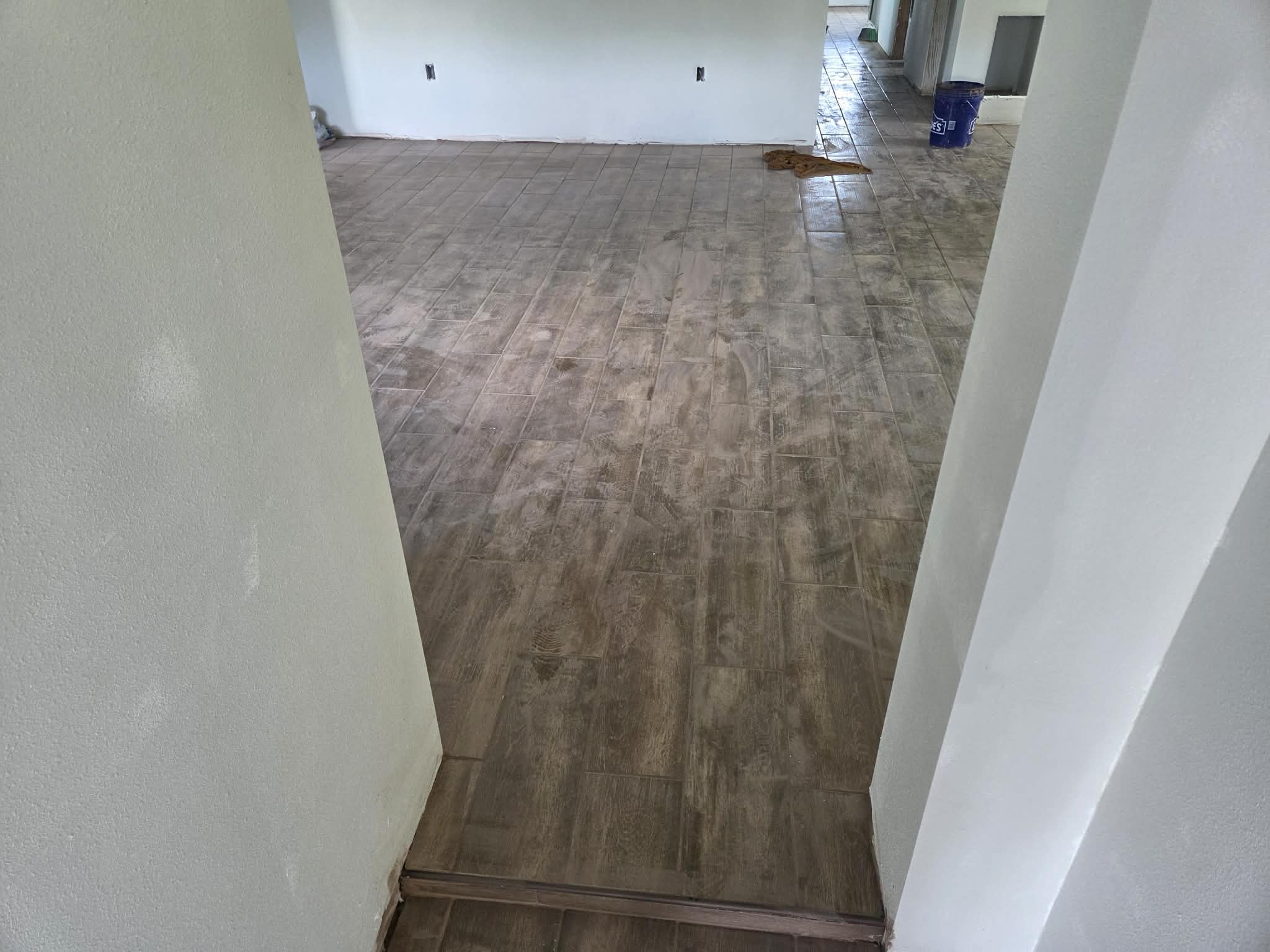 New flooring and room renovation completed in Florida